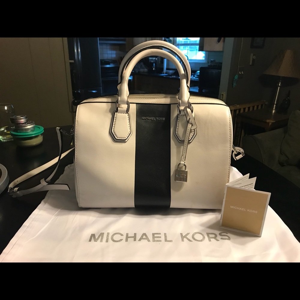 White Mk with black stripe